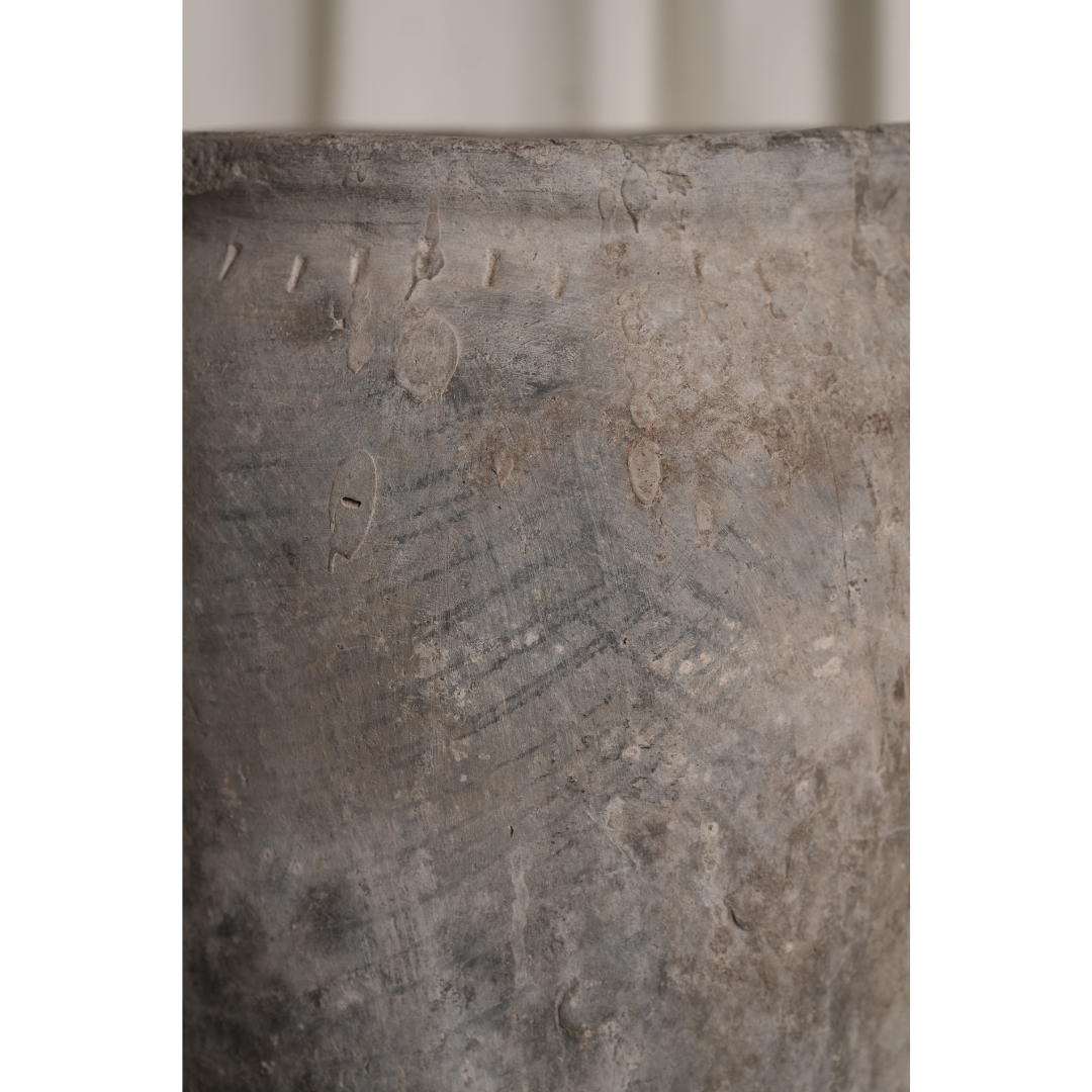 Terracotta Pot - L