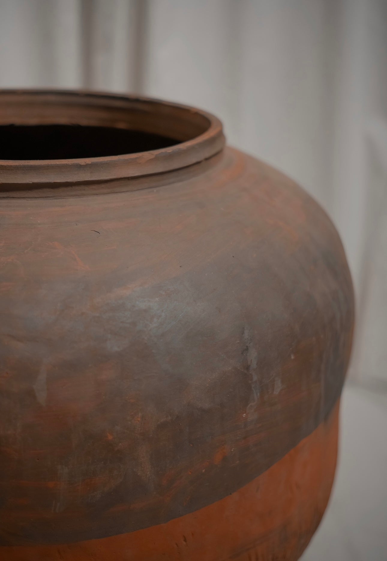Terracotta Pot - L