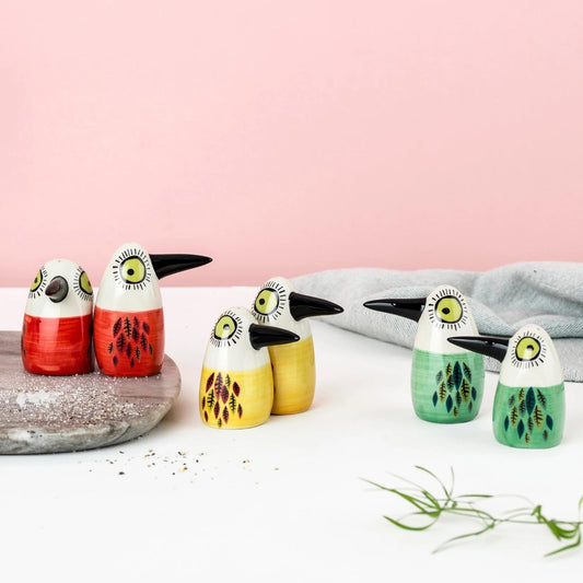 Bird Salt and Pepper Shakers Red.