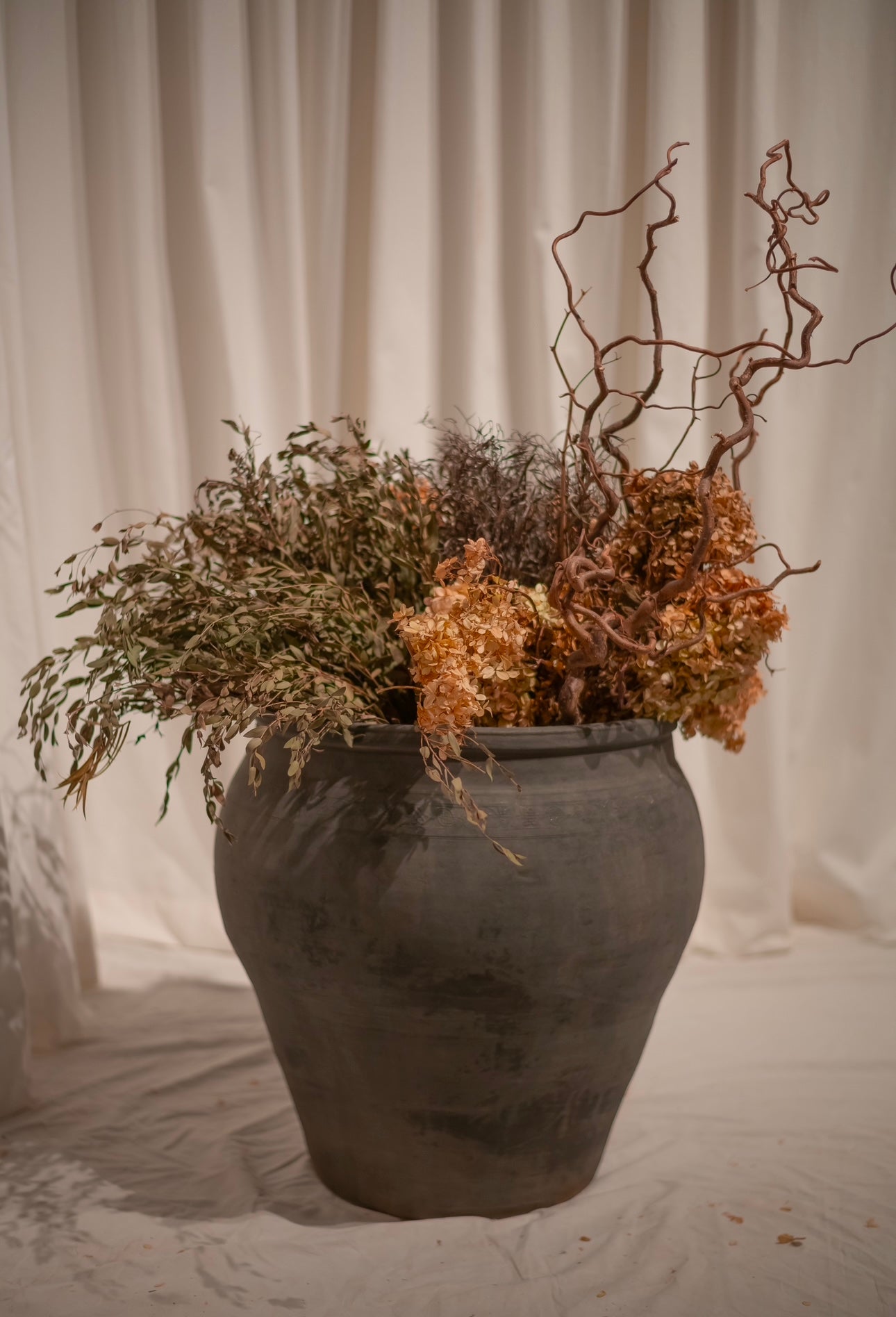 Terracotta Pot - Charcoal Grey